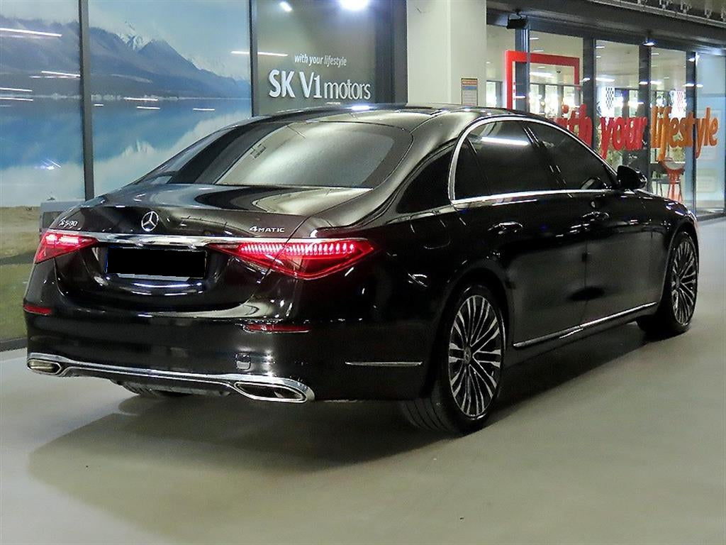 Mercedes-Benz S-Class — photo 04