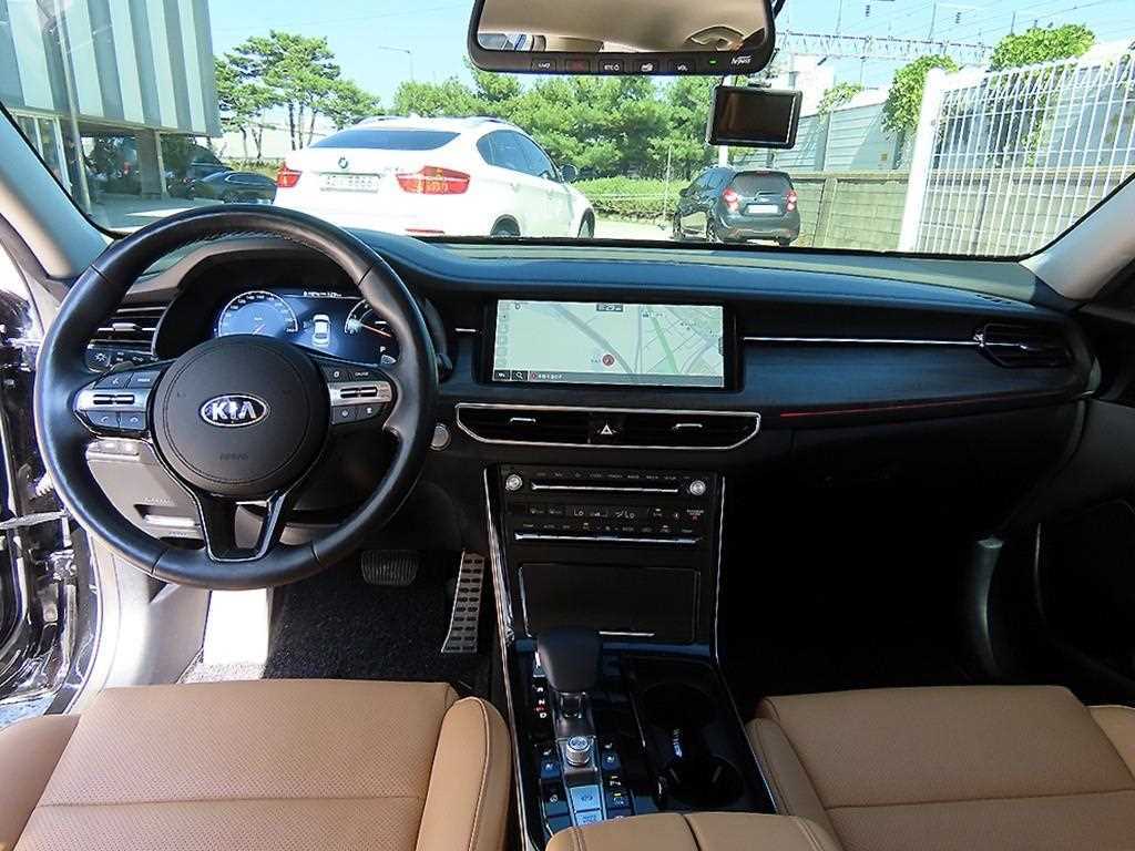 Kia K7 — photo 07