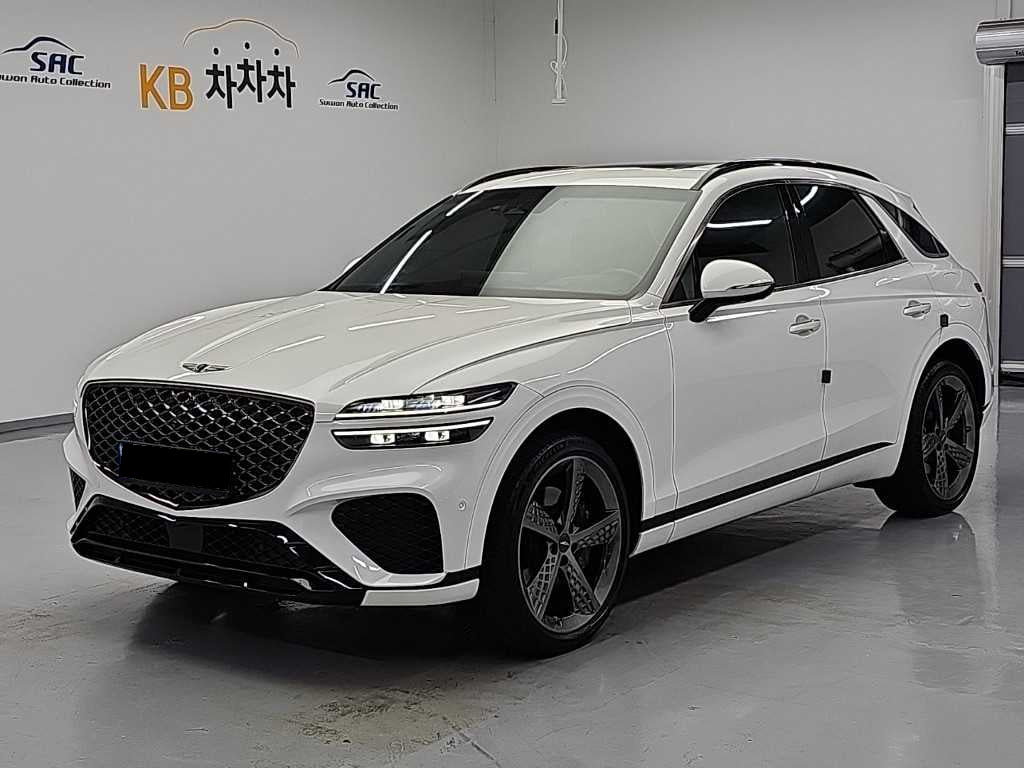 Genesis GV70 — photo 02