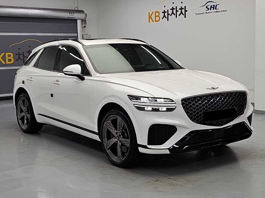 Genesis GV70 — photo 05