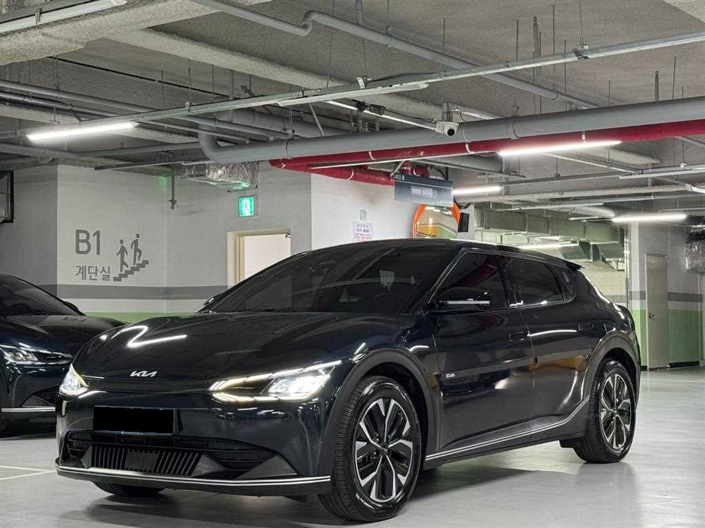 Kia EV6 — photo 01