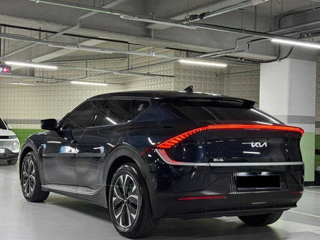Kia EV6 — photo 04
