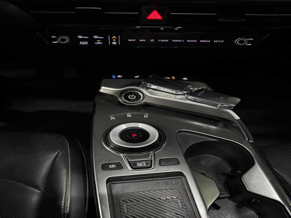 Kia EV6 — photo 15