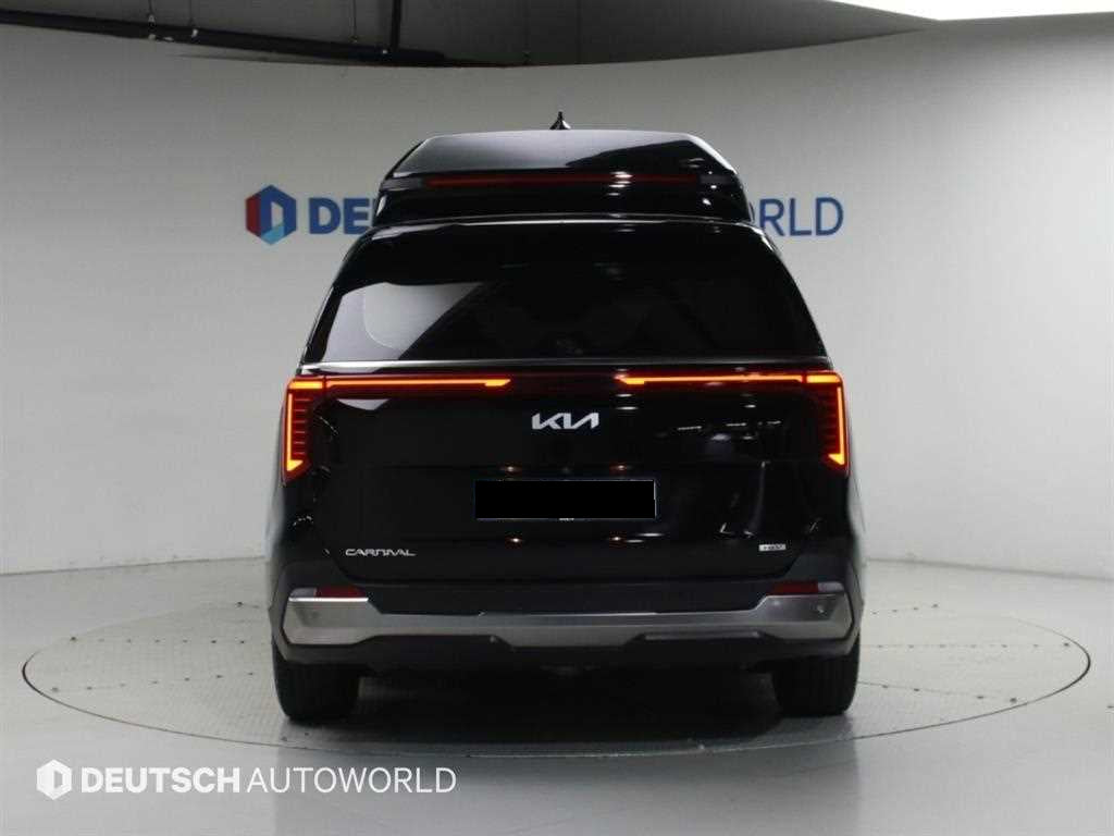Kia Carnival — photo 04