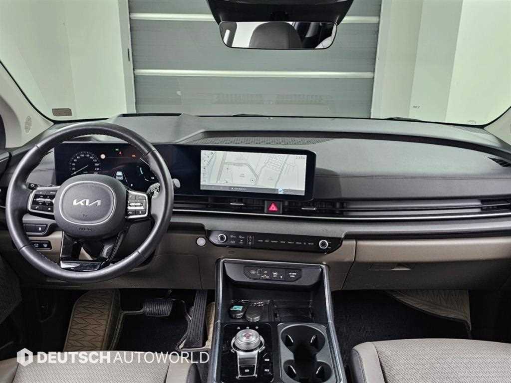 Kia Carnival — photo 07