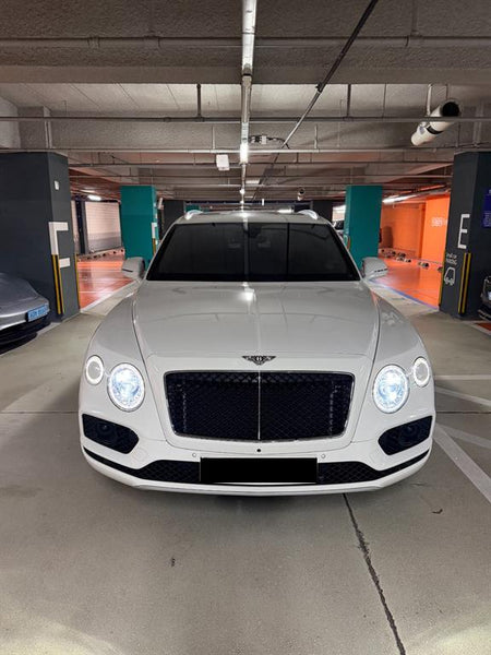 Bentley Bentayga — photo 04