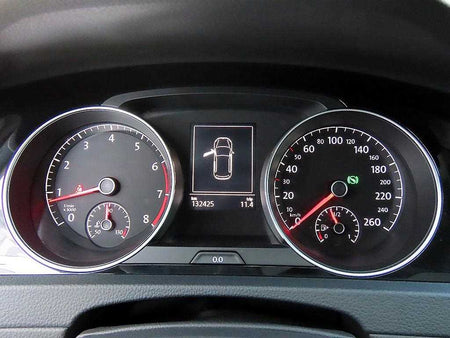 Volkswagen Golf — photo 09
