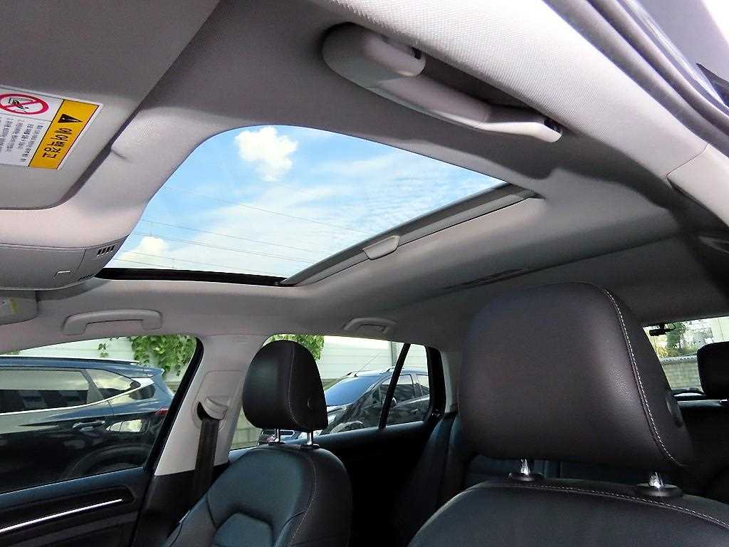 Volkswagen Golf — photo 17