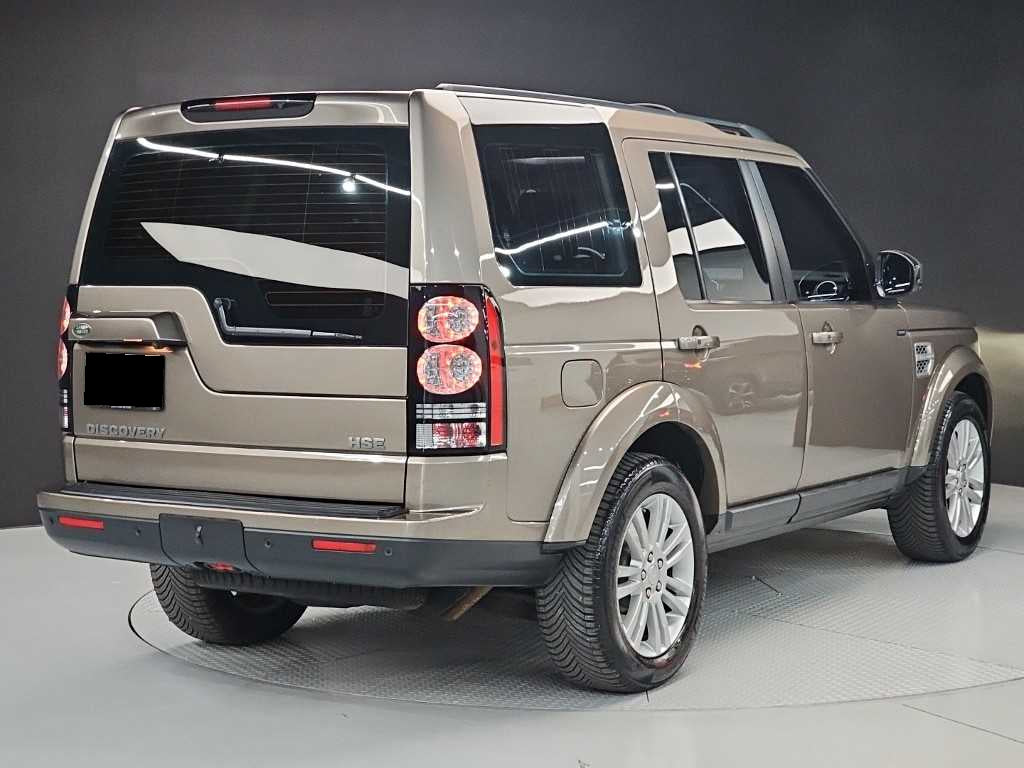 Land Rover Discovery — photo 04