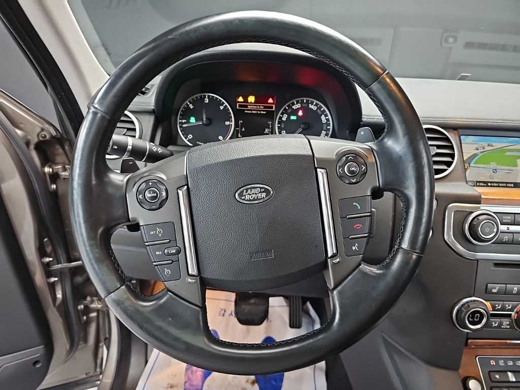 Land Rover Discovery — photo 09