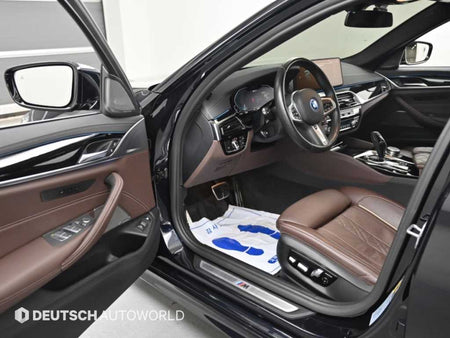 BMW 5-Series — photo 11