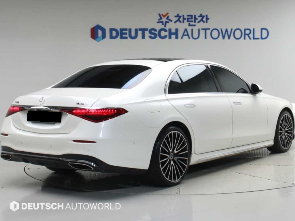 Mercedes-Benz S-Class — photo 02