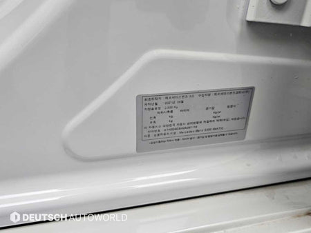 Mercedes-Benz S-Class — photo 20