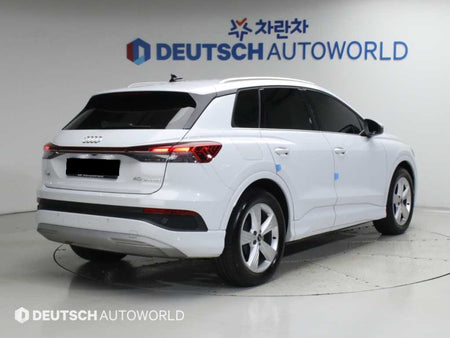 Audi Q4 e-tron — photo 02