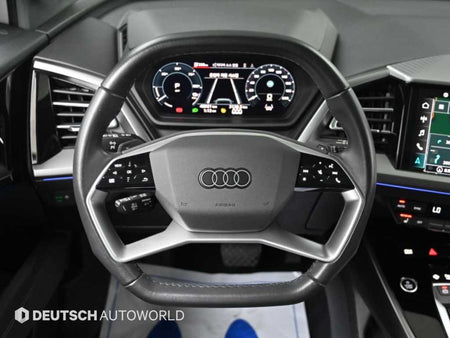 Audi Q4 e-tron — photo 13