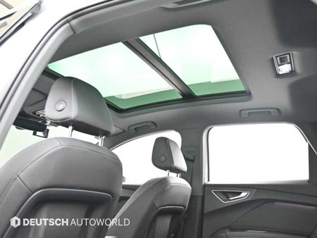 Audi Q4 e-tron — photo 18