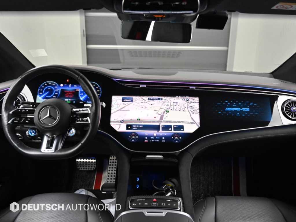 Mercedes-Benz EQE — photo 07