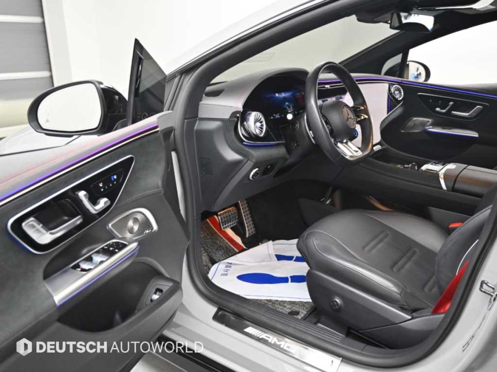 Mercedes-Benz EQE — photo 11