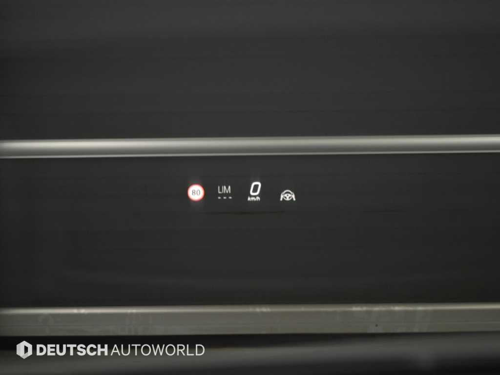 Mercedes-Benz EQE — photo 17