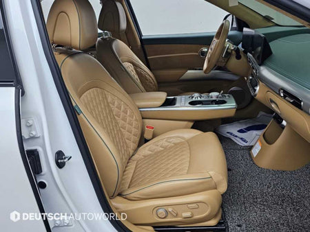 Genesis GV60 — photo 10