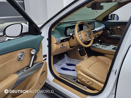 Genesis GV60 — photo 11