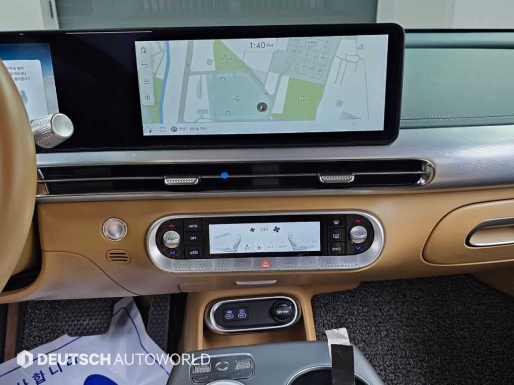 Genesis GV60 — photo 14