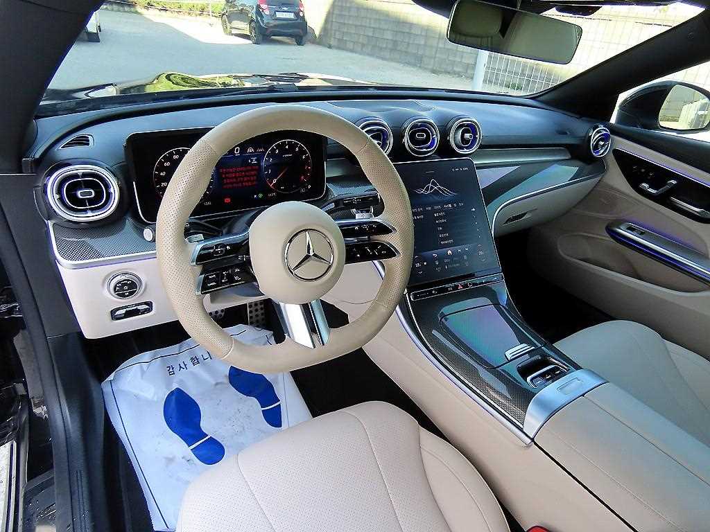 Mercedes-Benz CLE-Class — photo 12