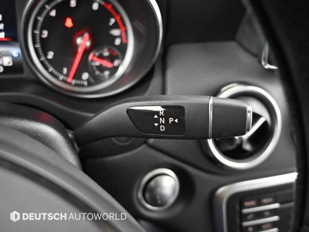 Mercedes-Benz GLA-Class — photo 09
