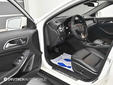 Mercedes-Benz GLA-Class — photo 11