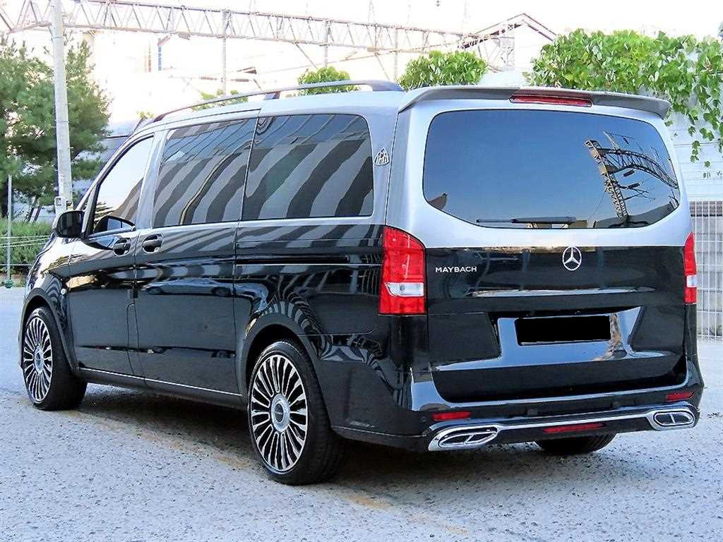 Mercedes-Benz V-Class — photo 03