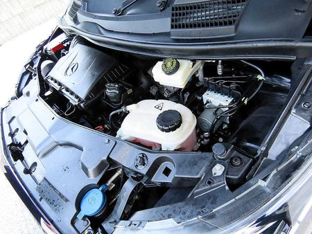 Mercedes-Benz V-Class — photo 18