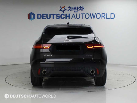 Jaguar E-PACE — photo 04