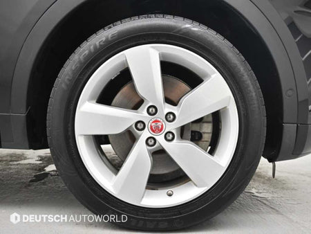 Jaguar E-PACE — photo 05