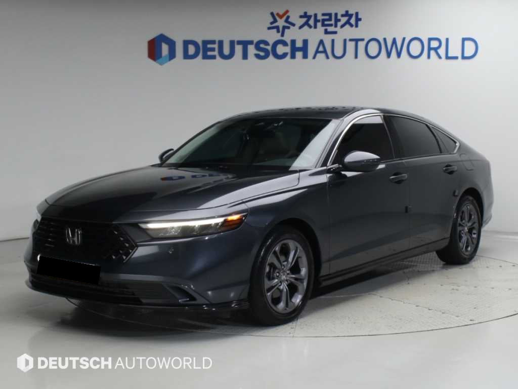 Honda Accord — photo 01