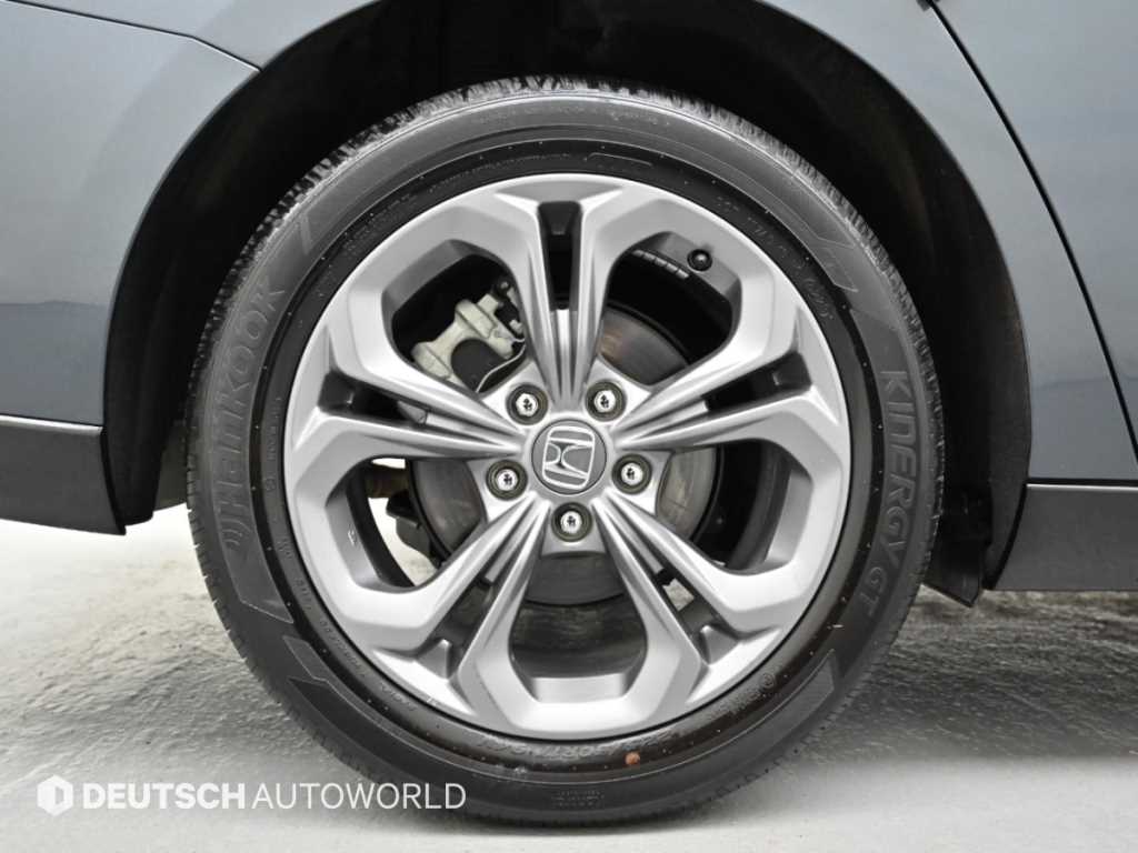 Honda Accord — photo 05