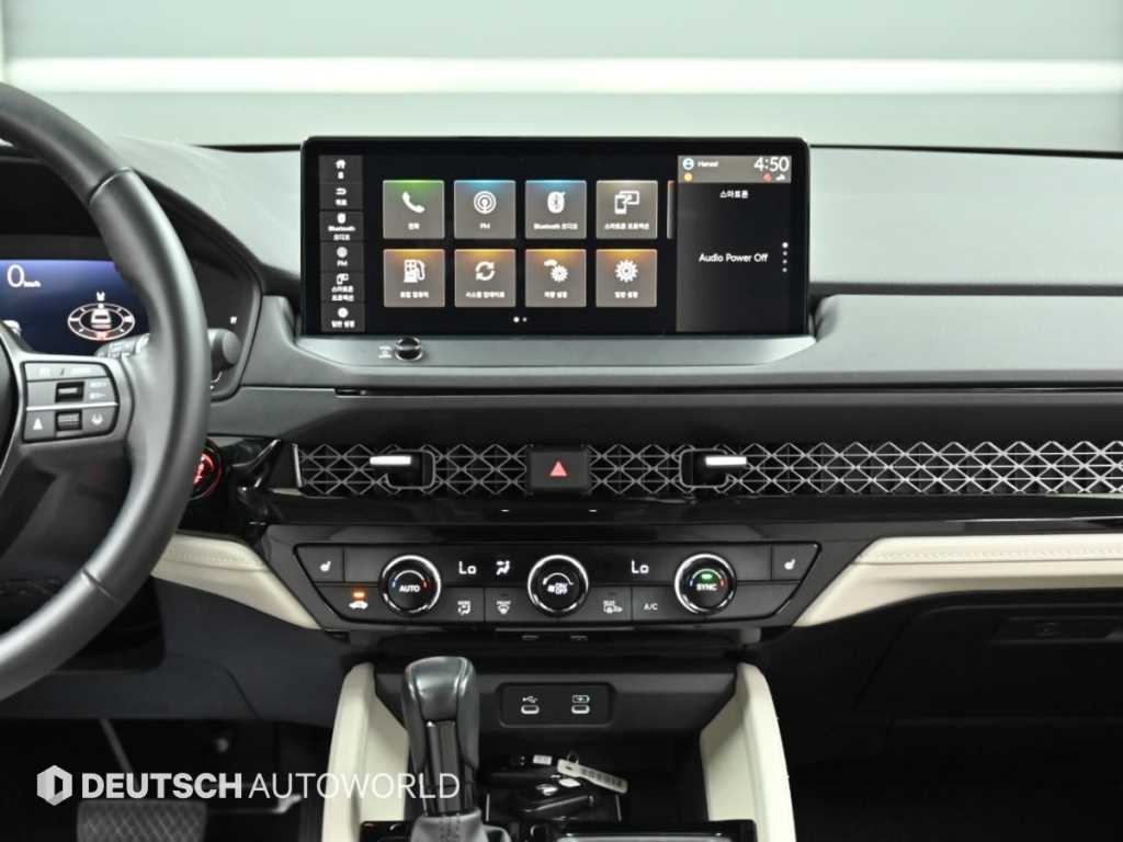Honda Accord — photo 14