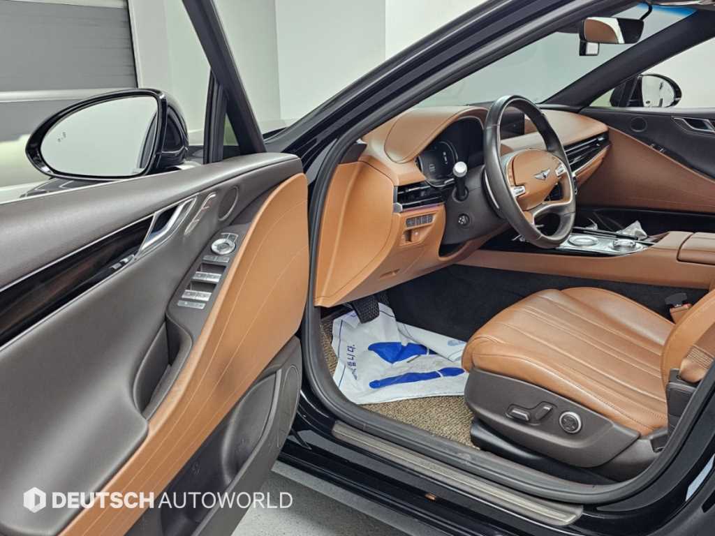 Genesis G80 — photo 11