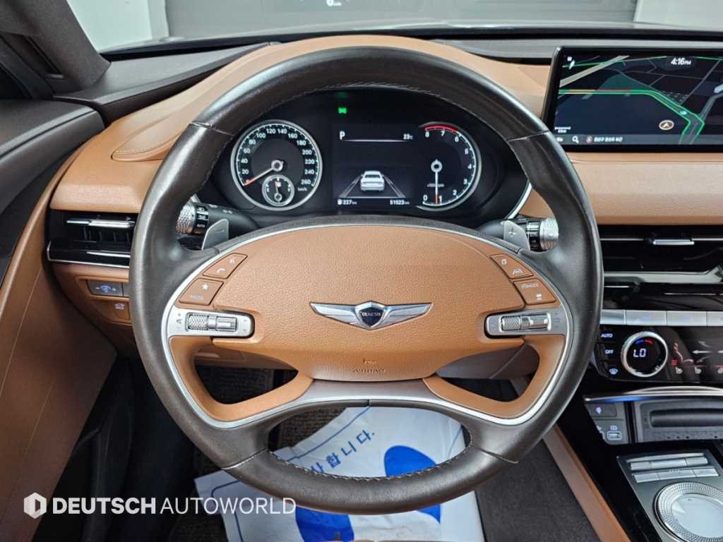 Genesis G80 — photo 13