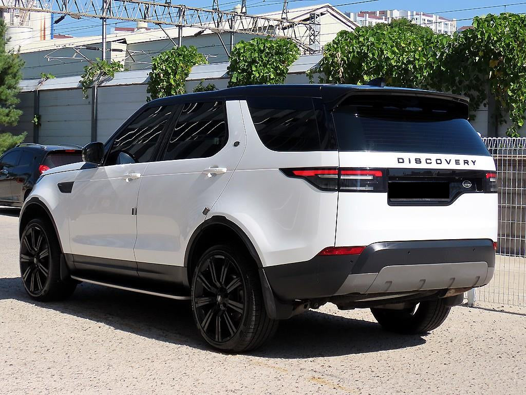 Land Rover Discovery — photo 03