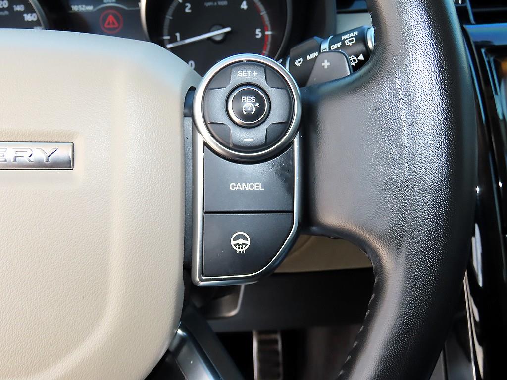 Land Rover Discovery — photo 12