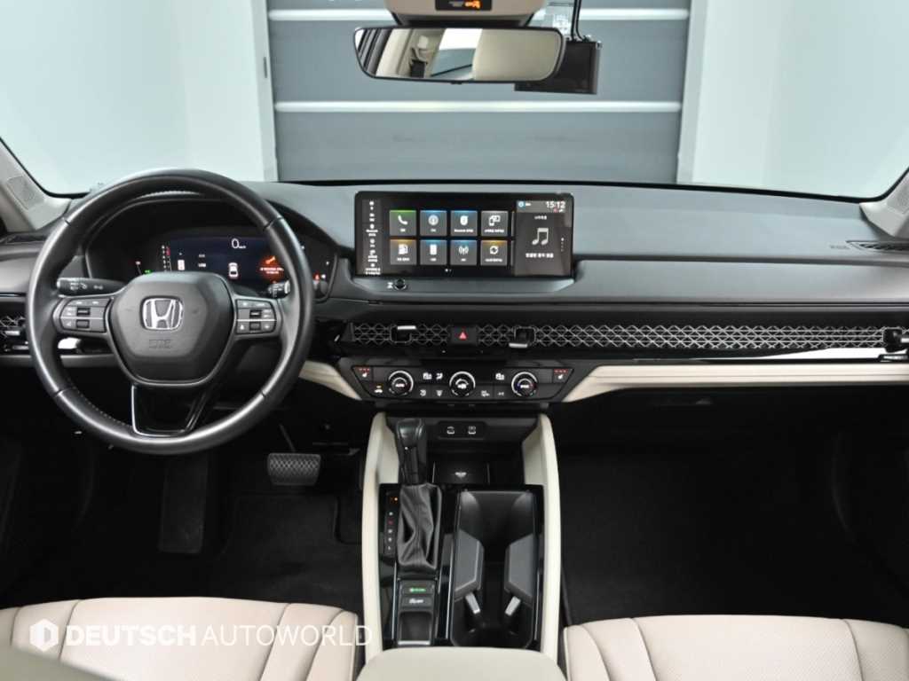 Honda Accord — photo 07