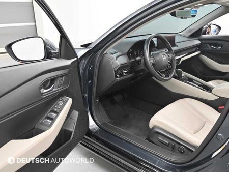 Honda Accord — photo 11