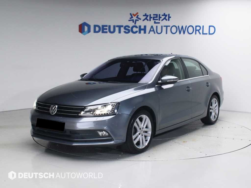 Volkswagen Jetta — photo 01