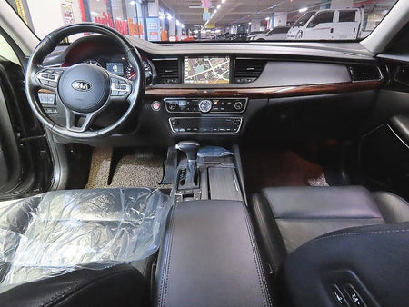 Kia K7 — photo 10