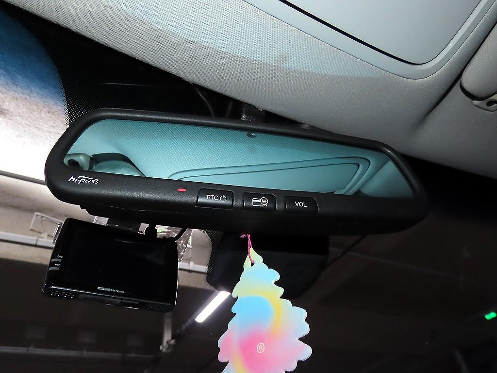 Kia K7 — photo 17