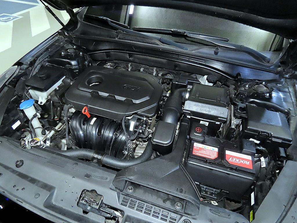 Kia K7 — photo 19