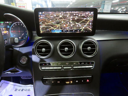 Mercedes-Benz GLC-Class — photo 11