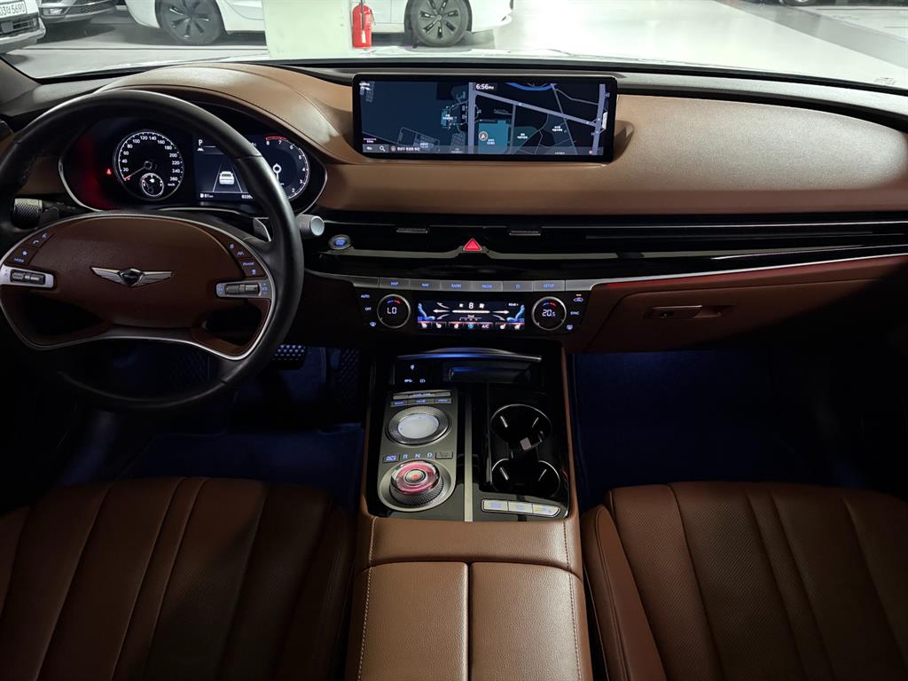 Genesis G80 — photo 06