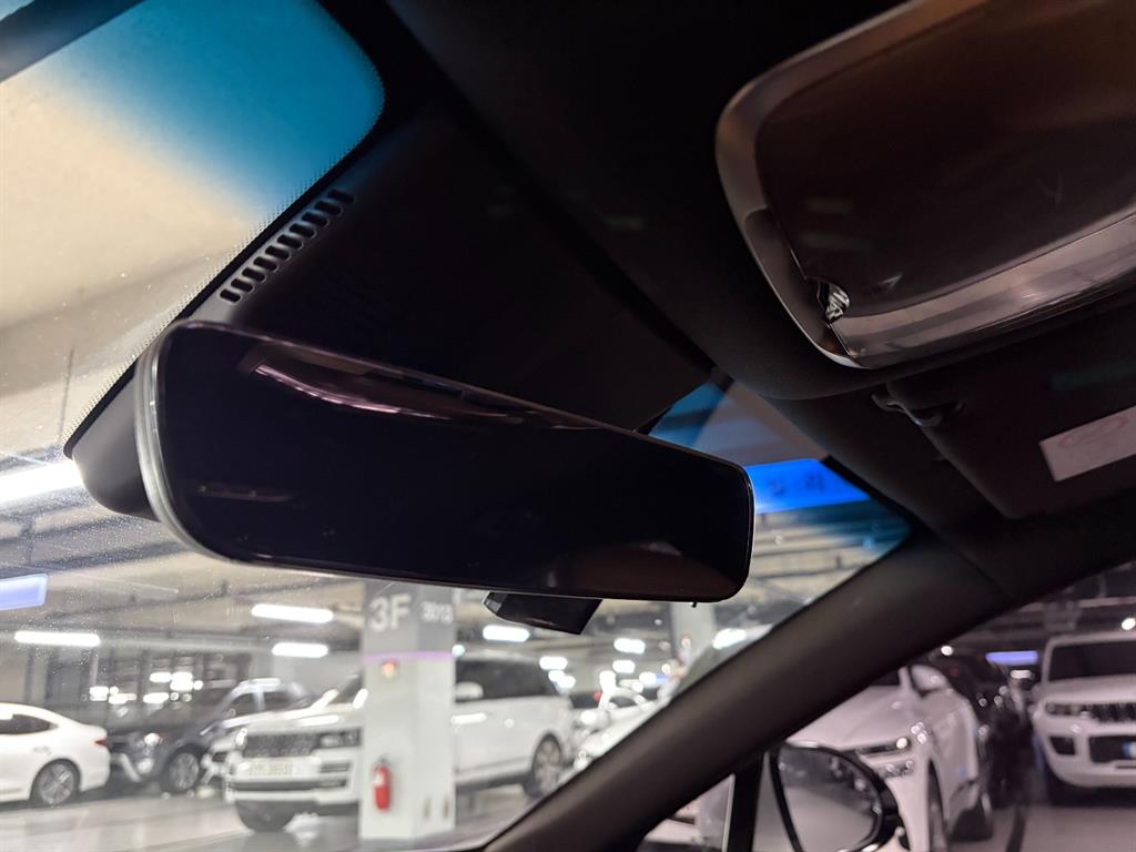 Genesis G80 — photo 14