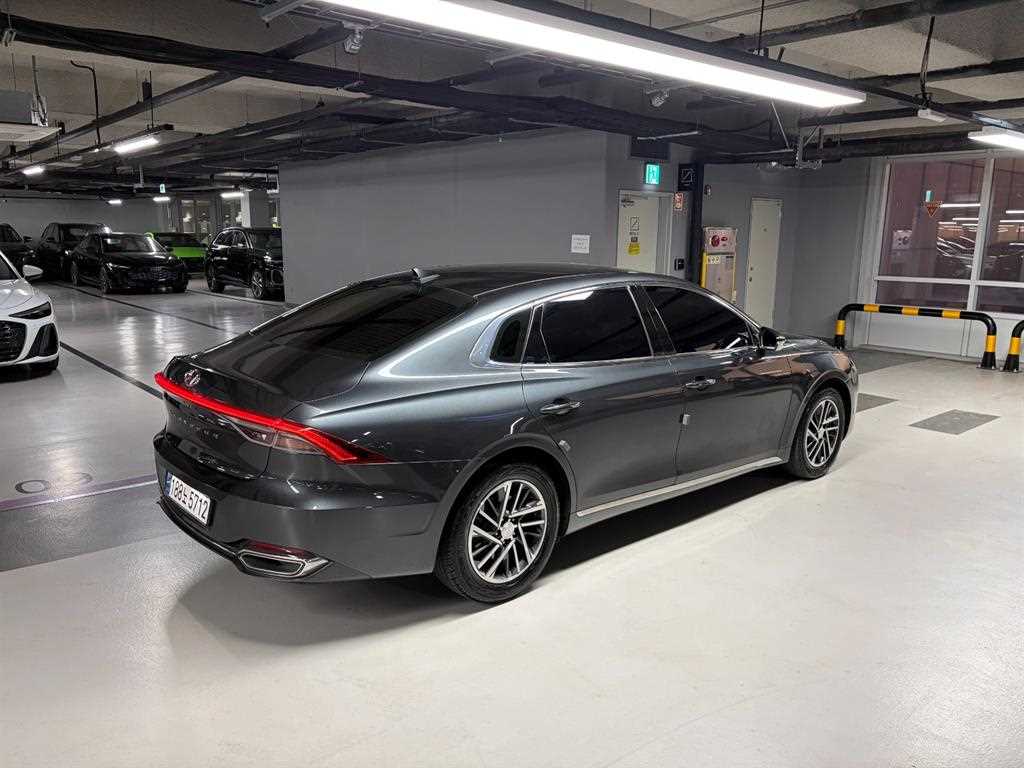 Hyundai Grandeur — photo 05